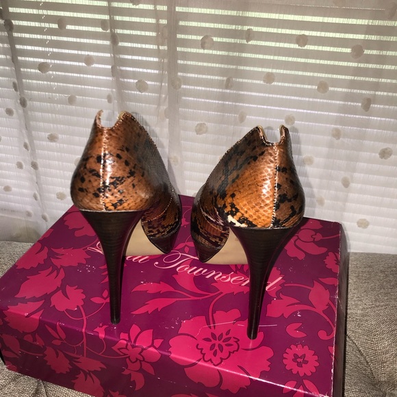 Python Design stiletto heels - Picture 3 of 5